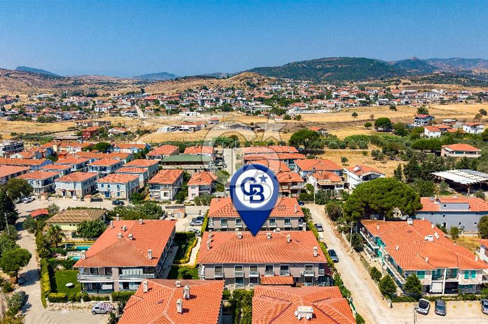 Foça Hacıveli Mah. Rüzgar Evleri Sitesi'nde Satılık 2+1 Daire