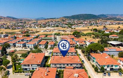 Foça Hacıveli Mah. Rüzgar Evleri Sitesi'nde Satılık 2+1 Daire