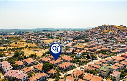 Foça Hacıveli Mah. Rüzgar Evleri Sitesi'nde Satılık 2+1 Daire
