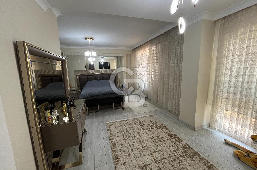 Darıca Bağlarbaşında Merkezi Konumda Satılık 200m² İskanlı Daire