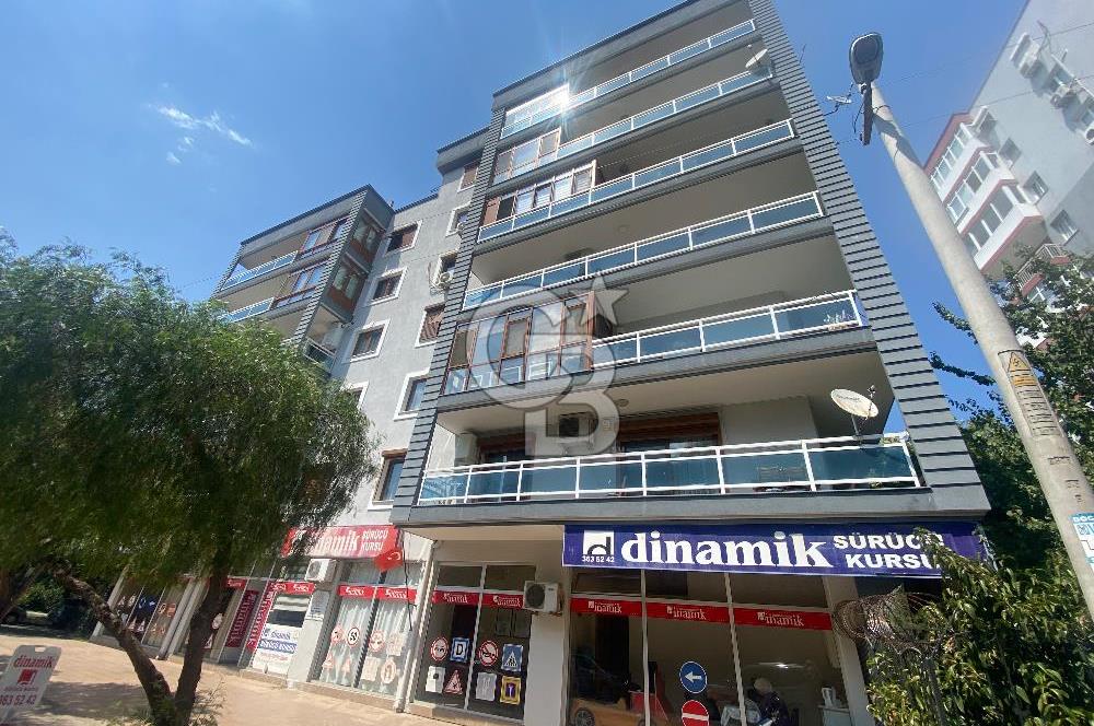 Bayraklı Soğukkuyu Mah.’de Satılık 3+1 Daire