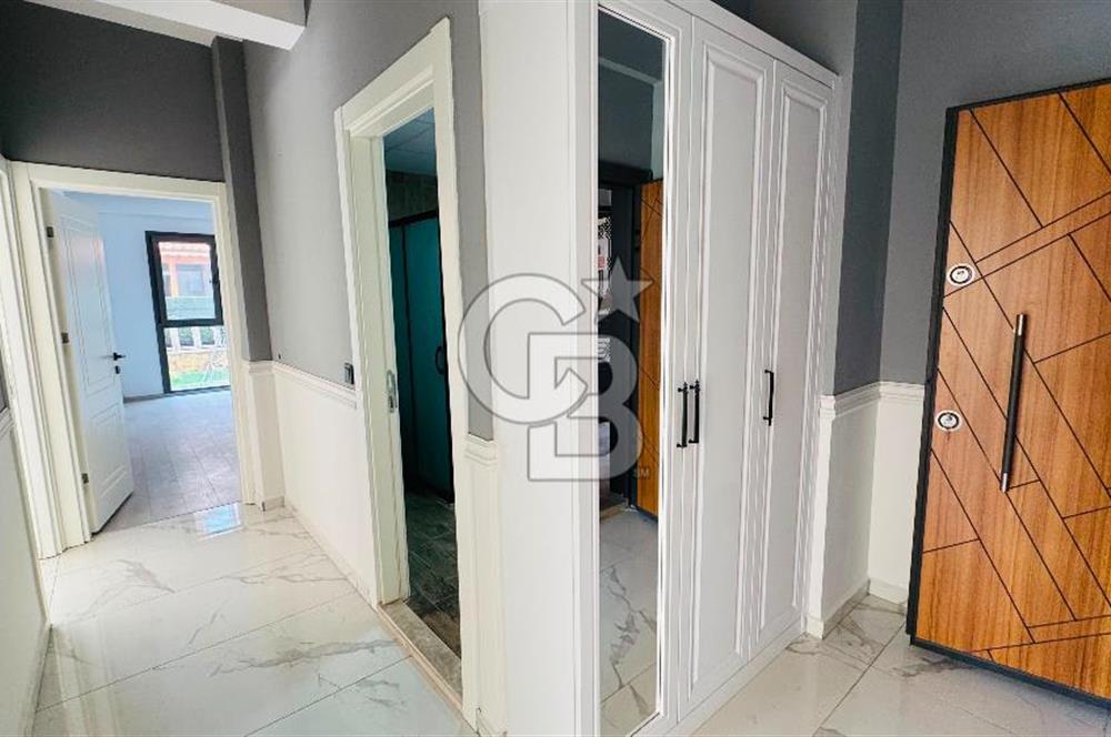Foça Hacıveli Mah. Site İçerisinde Kiralık 2+1 Bahçe Katı Daire
