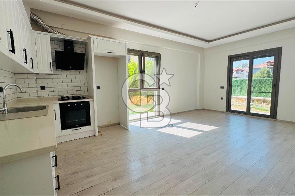 Foça Hacıveli Mah. Site İçerisinde Kiralık 2+1 Bahçe Katı Daire