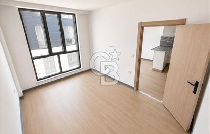 MODERN KENT SİTESİNDE HAVAALANINA YAKIN 1+1 SATILIK DAİRE