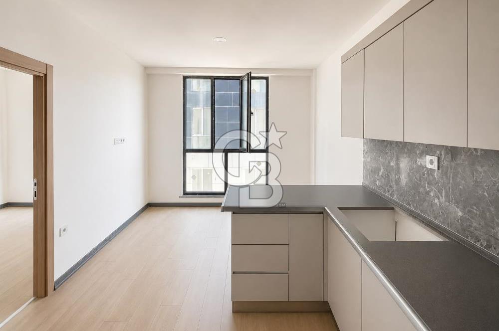 MODERN KENT SİTESİNDE HAVAALANINA YAKIN 1+1 SATILIK DAİRE