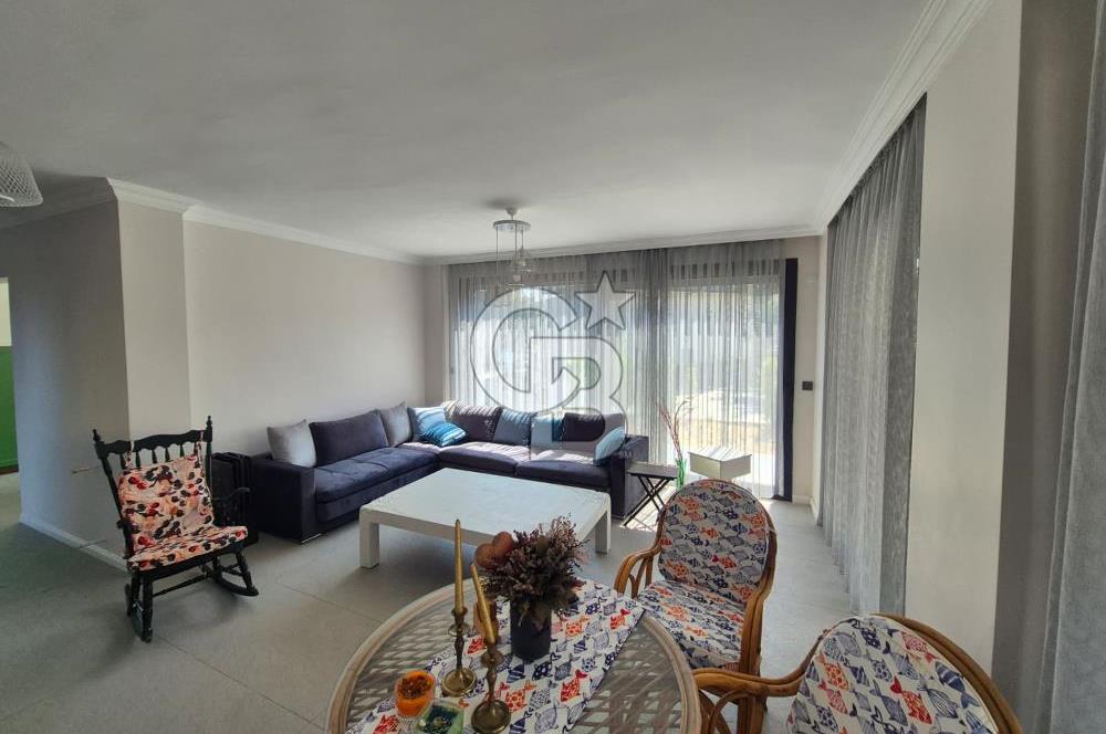 Denize Sıfır Sitede Modern Mimari 3+1 Satılık Müstakil Villa