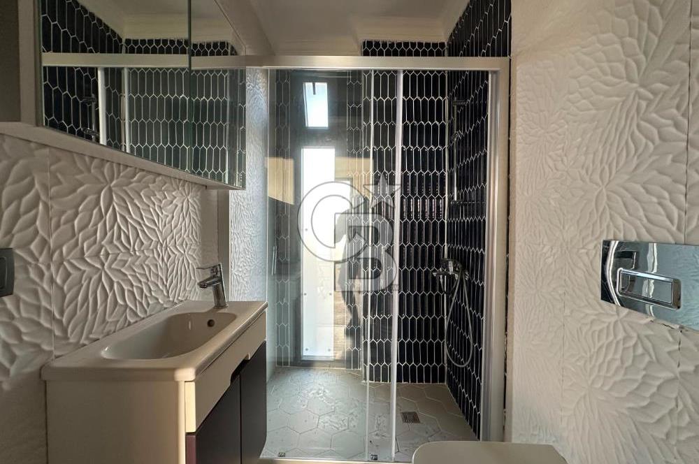 Denize Sıfır Sitede Modern Mimari 3+1 Satılık Müstakil Villa