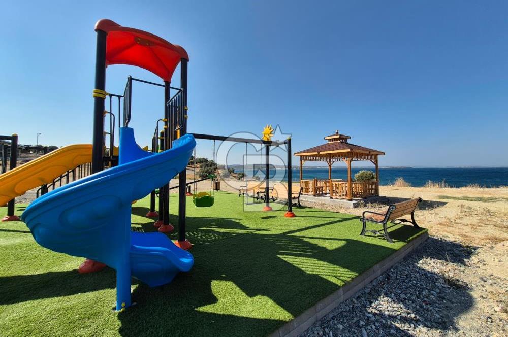 Denize Sıfır Sitede Modern Mimari 3+1 Satılık Müstakil Villa