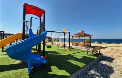 Denize Sıfır Sitede Modern Mimari 3+1 Satılık Müstakil Villa