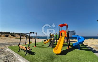 Denize Sıfır Sitede Modern Mimari 3+1 Satılık Müstakil Villa