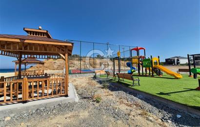 Denize Sıfır Sitede Modern Mimari 3+1 Satılık Müstakil Villa