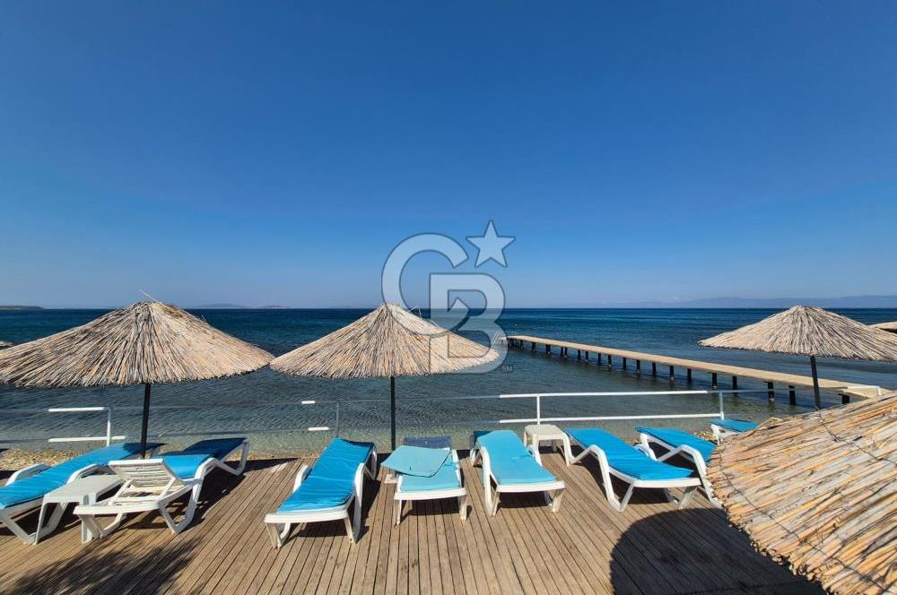 Denize Sıfır Sitede Modern Mimari 3+1 Satılık Müstakil Villa