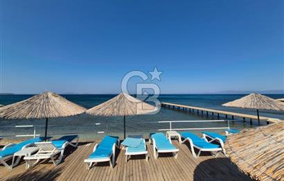 Denize Sıfır Sitede Modern Mimari 3+1 Satılık Müstakil Villa