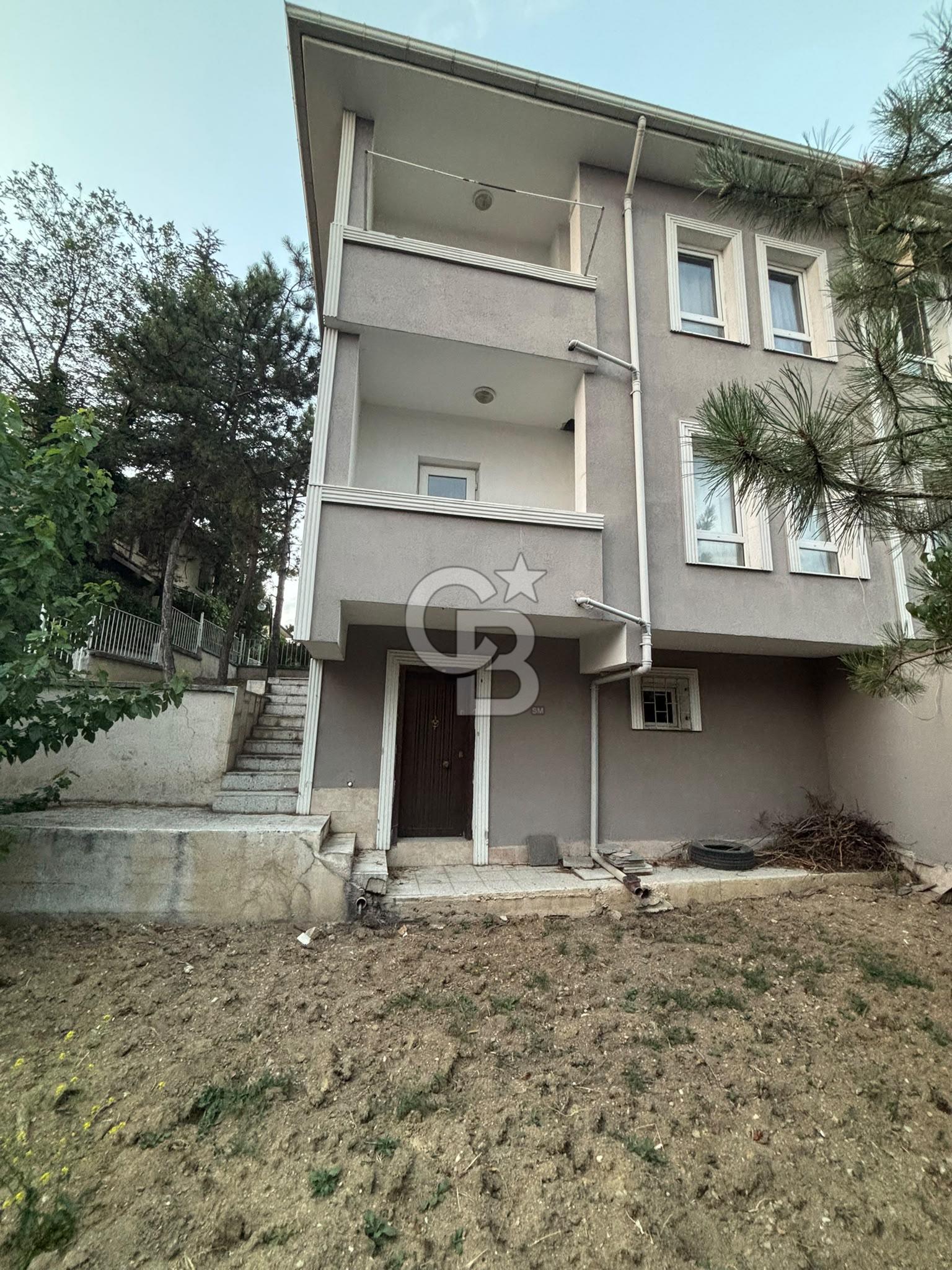 BATIKENT’TE METROYA YÜRÜME MESAFESİNDE GENİŞ BAHÇELİ 3+2 SATILIK
