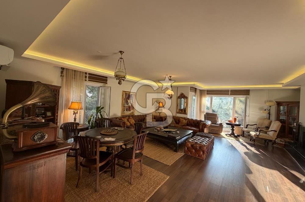 Fenerbahçe sahil'de 4,5 +1 balkonlu eşyalı daire