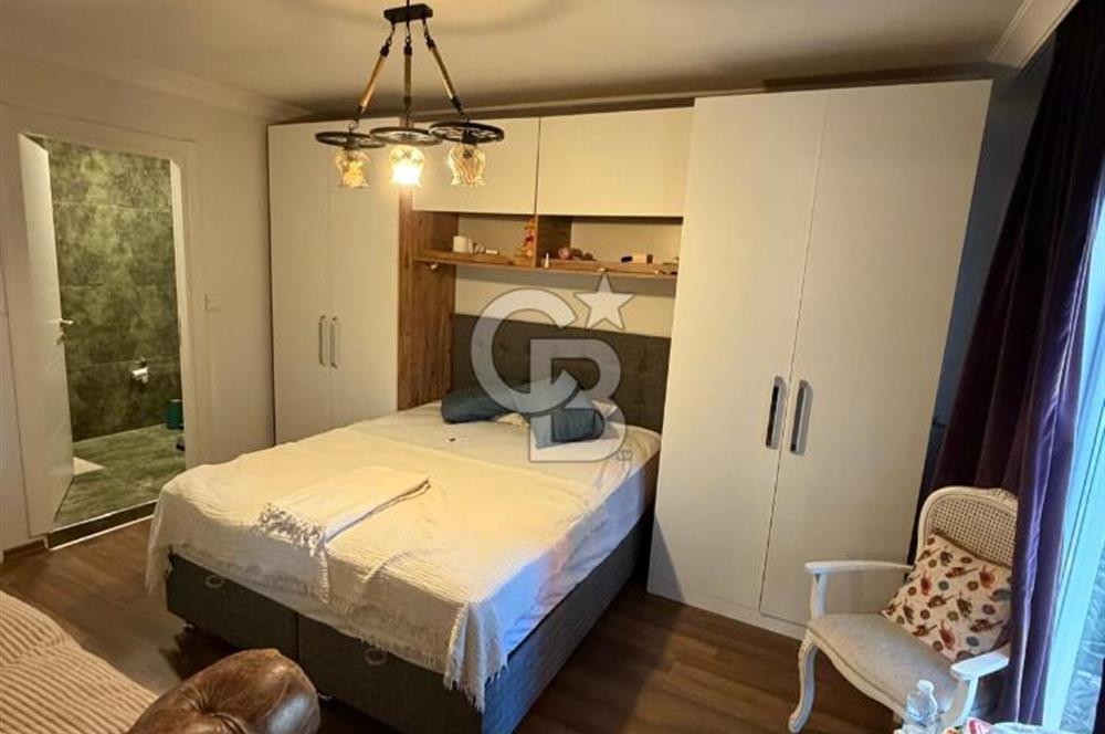 Fenerbahçe sahil'de 4,5 +1 balkonlu eşyalı daire