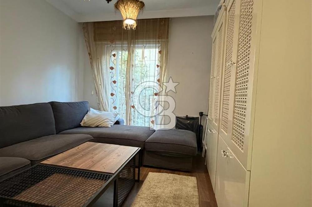 Fenerbahçe sahil'de 4,5 +1 balkonlu eşyalı daire