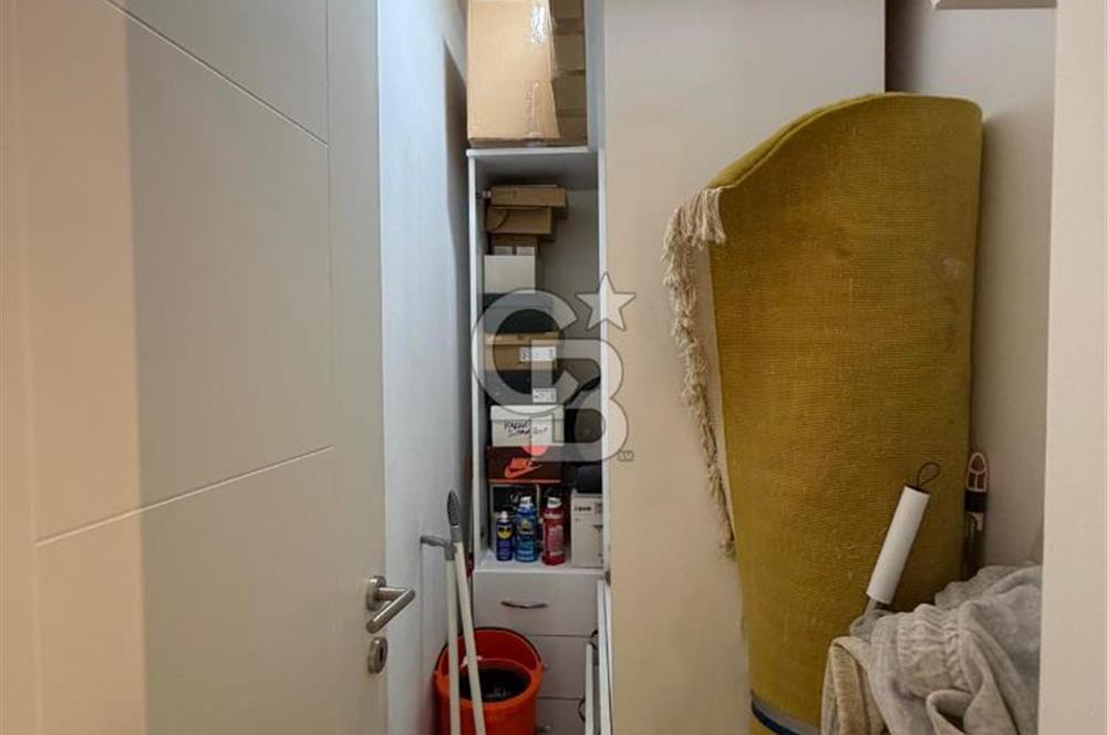 Fenerbahçe sahil'de 4,5 +1 balkonlu eşyalı daire