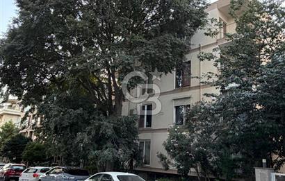 Fenerbahçe sahil'de 4,5 +1 balkonlu eşyalı daire