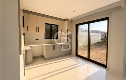 Foça'da Müstakil Havuzlu 4+1 Villa
