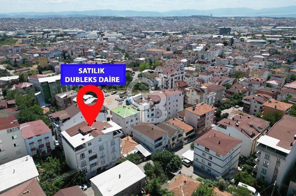 Ulus Mah. Yeşil Cami Karşısı Satılık iki Aileye Uygun Dubleks