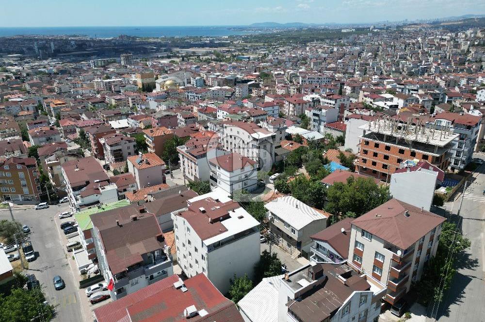 Ulus Mah. Yeşil Cami Karşısı Satılık iki Aileye Uygun Dubleks