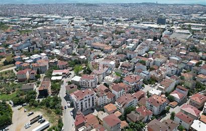 Ulus Mah. Yeşil Cami Karşısı Satılık iki Aileye Uygun Dubleks