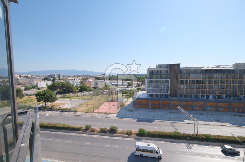 ÇİĞLİ GREEN PARK SİTESİNDE 2+1 TERASLI FULL EŞYALI KİRALIK DAİRE