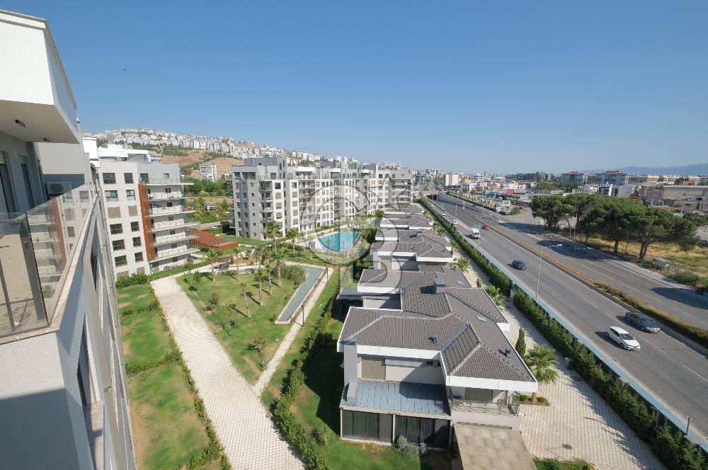 ÇİĞLİ GREEN PARK SİTESİNDE 2+1 TERASLI FULL EŞYALI KİRALIK DAİRE