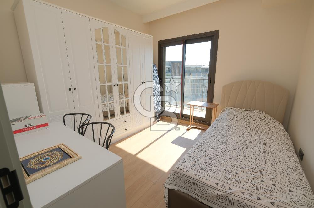 ÇİĞLİ GREEN PARK SİTESİNDE 2+1 TERASLI FULL EŞYALI KİRALIK DAİRE