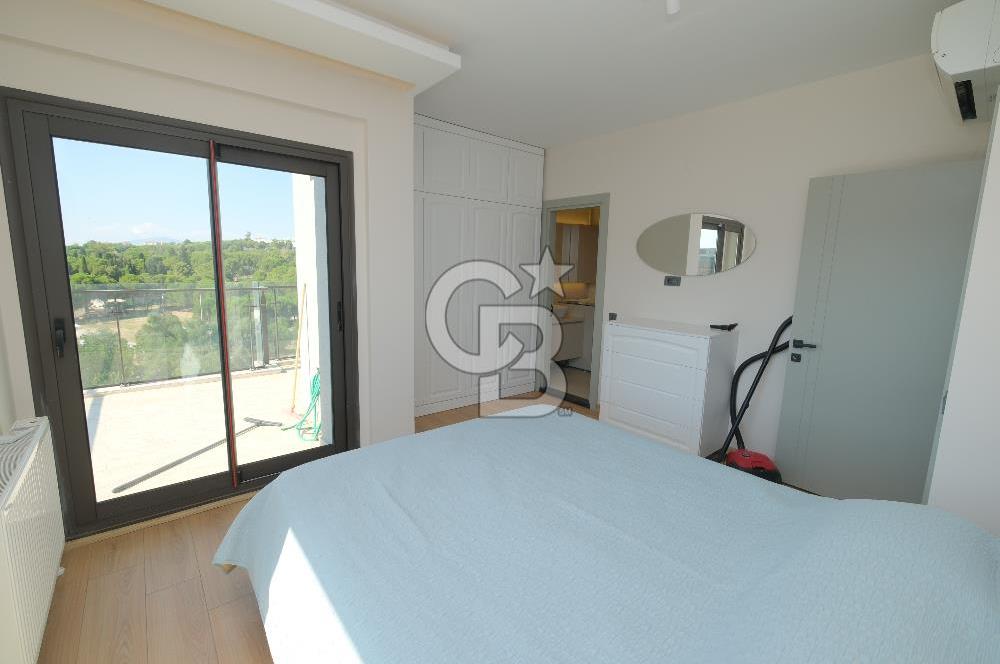 ÇİĞLİ GREEN PARK SİTESİNDE 2+1 TERASLI FULL EŞYALI KİRALIK DAİRE
