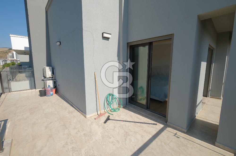 ÇİĞLİ GREEN PARK SİTESİNDE 2+1 TERASLI FULL EŞYALI KİRALIK DAİRE