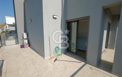 ÇİĞLİ GREEN PARK SİTESİNDE 2+1 TERASLI FULL EŞYALI KİRALIK DAİRE