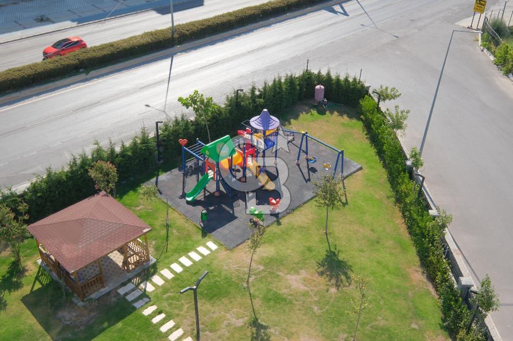 ÇİĞLİ GREEN PARK SİTESİNDE 2+1 TERASLI FULL EŞYALI KİRALIK DAİRE