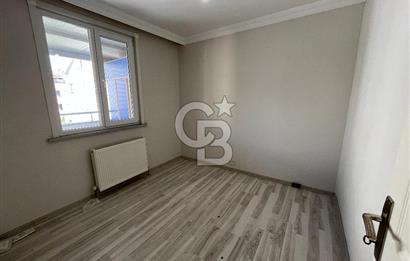 Ulus Mah. Yeşil Cami Karşısı Satılık iki Aileye Uygun Dubleks