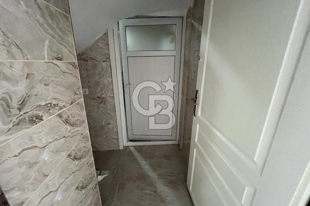Ulus Mah. Yeşil Cami Karşısı Satılık iki Aileye Uygun Dubleks
