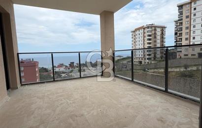 ÇİMENLİ'DE DENİZ MANZARALI SIFIR LÜKS DAİRE