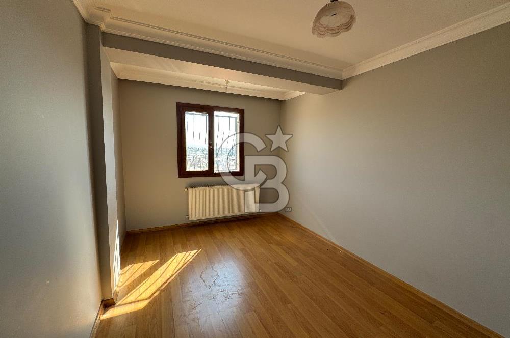 Küçük çiğlide doğalgazlı yeni binada kiralık 3 + 1