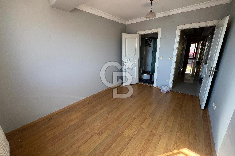 Küçük çiğlide doğalgazlı yeni binada kiralık 3 + 1