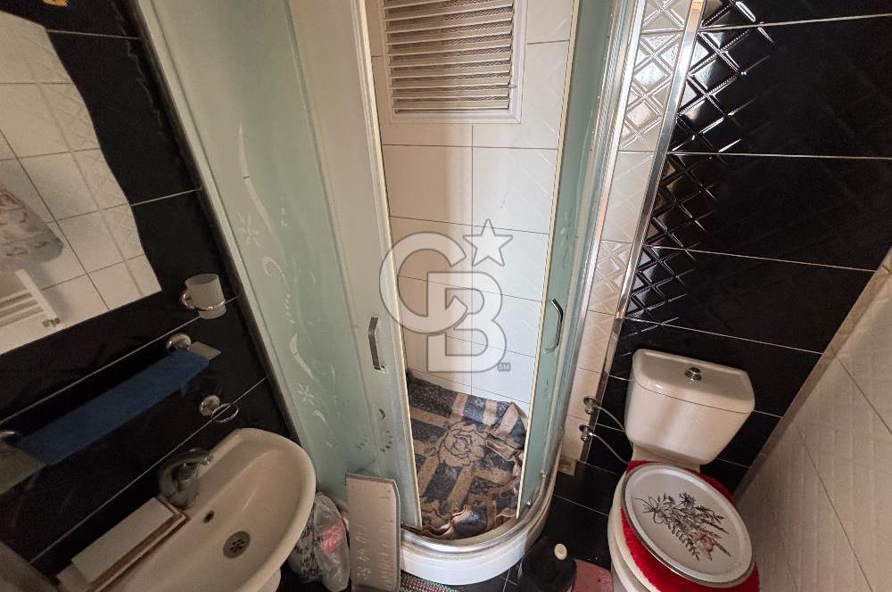 Küçük çiğlide doğalgazlı yeni binada kiralık 3 + 1