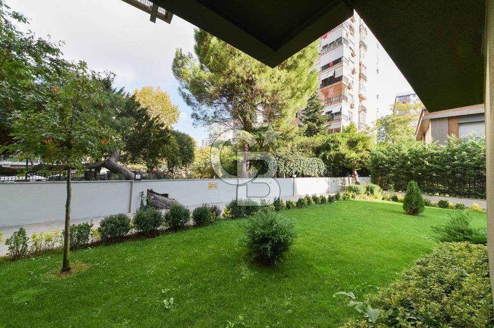 Suadiye'de Caddeye Yakın Yeni Binada 3+1
