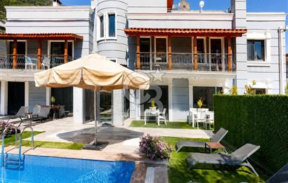 ANTALYA KAŞ KALKAN'DA OTEL KONSEPTİNDE SATILIK 1+1 DAİRE 