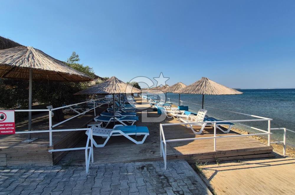 Denize Sıfır Sitede Modern Mimari 3+1 Satılık Müstakil Villa