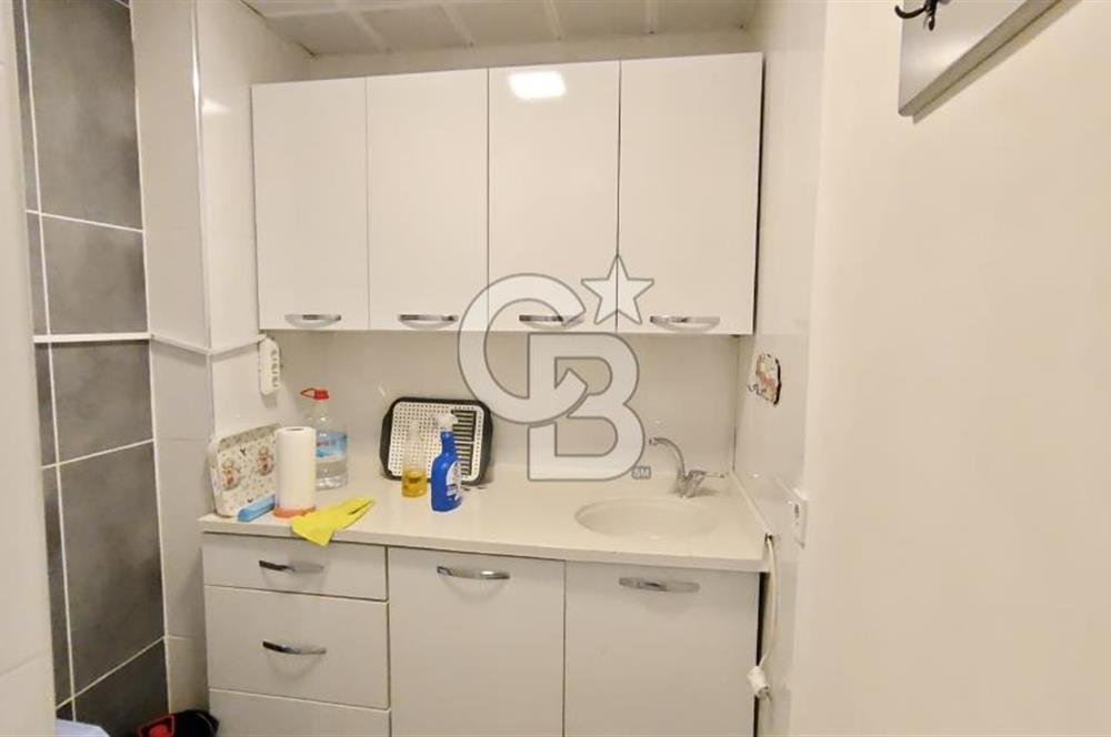 Karşıyaka, Tuna Mah., Çarşı içinde 30 m2 Kiralık Dükkan & Mağaza