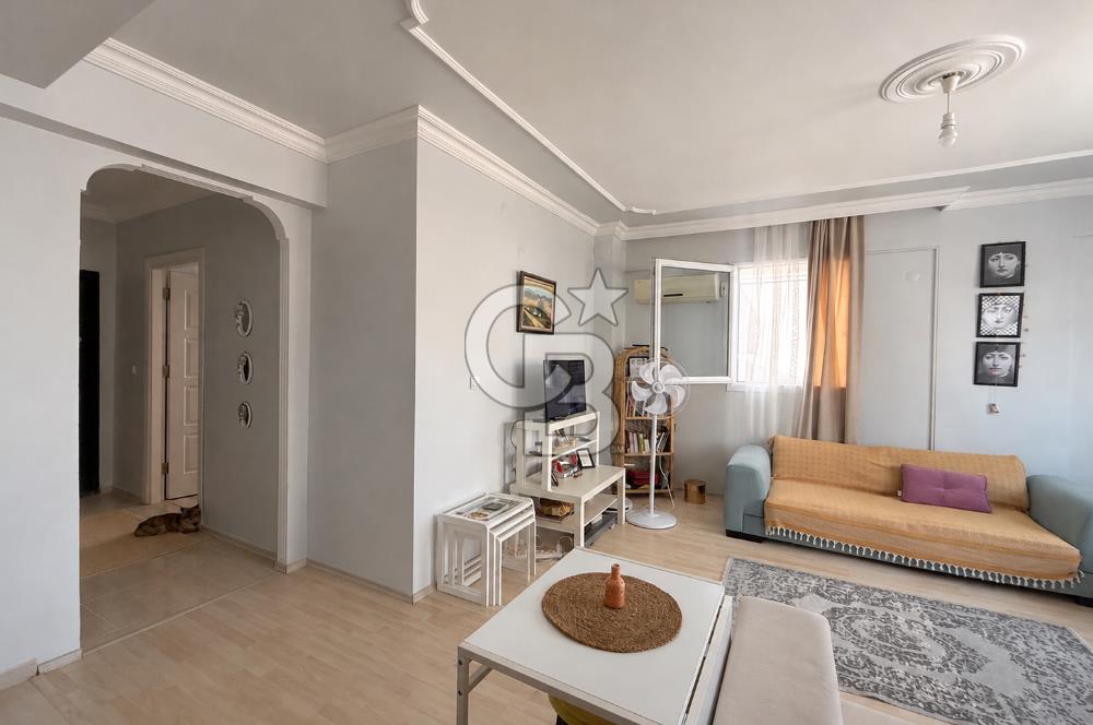 ÇANDARLI MERKEZ'DE 1+1 BAKIMLI SATILIK DAİRE