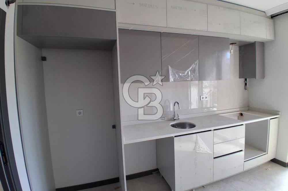 Pendik Kaynarca mah satılık teraslı 80 m2 net fırsat 2+1 daire