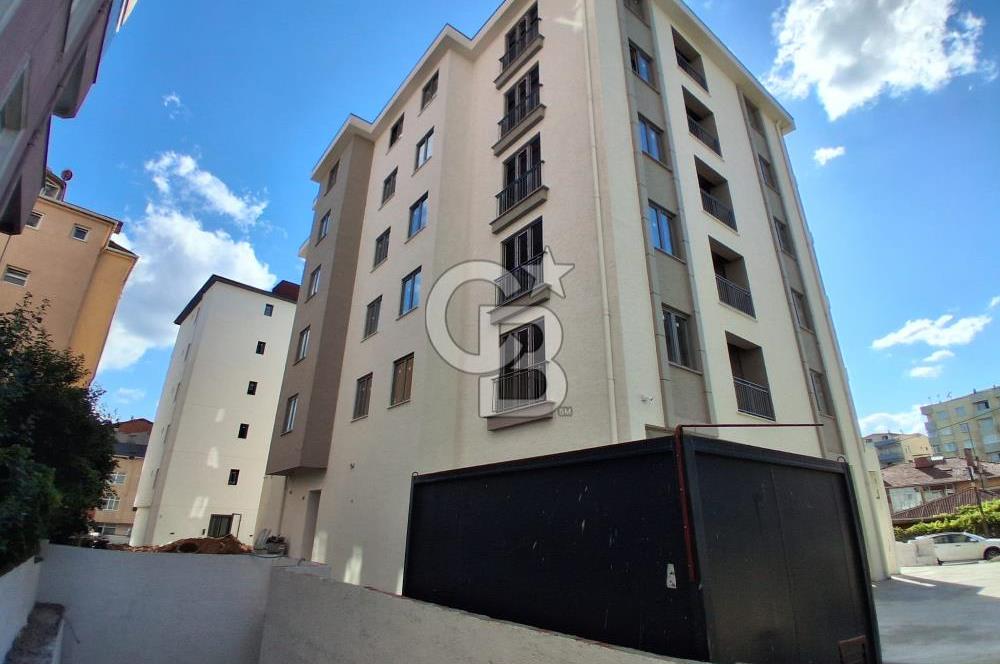 Pendik Kaynarca mah satılık teraslı 80 m2 net fırsat 2+1 daire