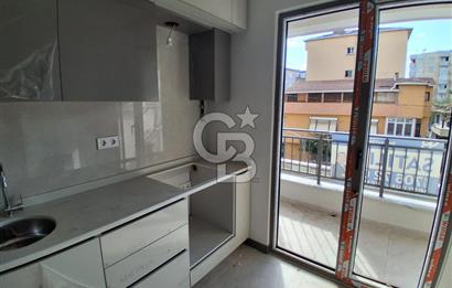 Pendik Kaynarca mah satılık teraslı 80 m2 net fırsat 2+1 daire