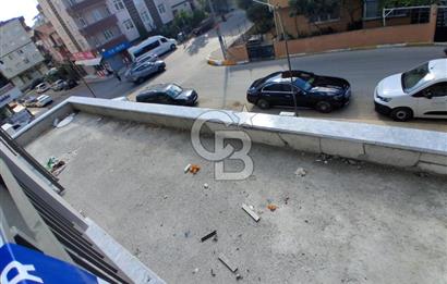Pendik Kaynarca mah satılık teraslı 80 m2 net fırsat 2+1 daire