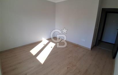 Pendik Kaynarca mah satılık teraslı 80 m2 net fırsat 2+1 daire